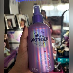 Aussie Ultra Wonder Daily Mist - Purple